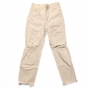 Cream Universal Threads Vintage Straight Jeans